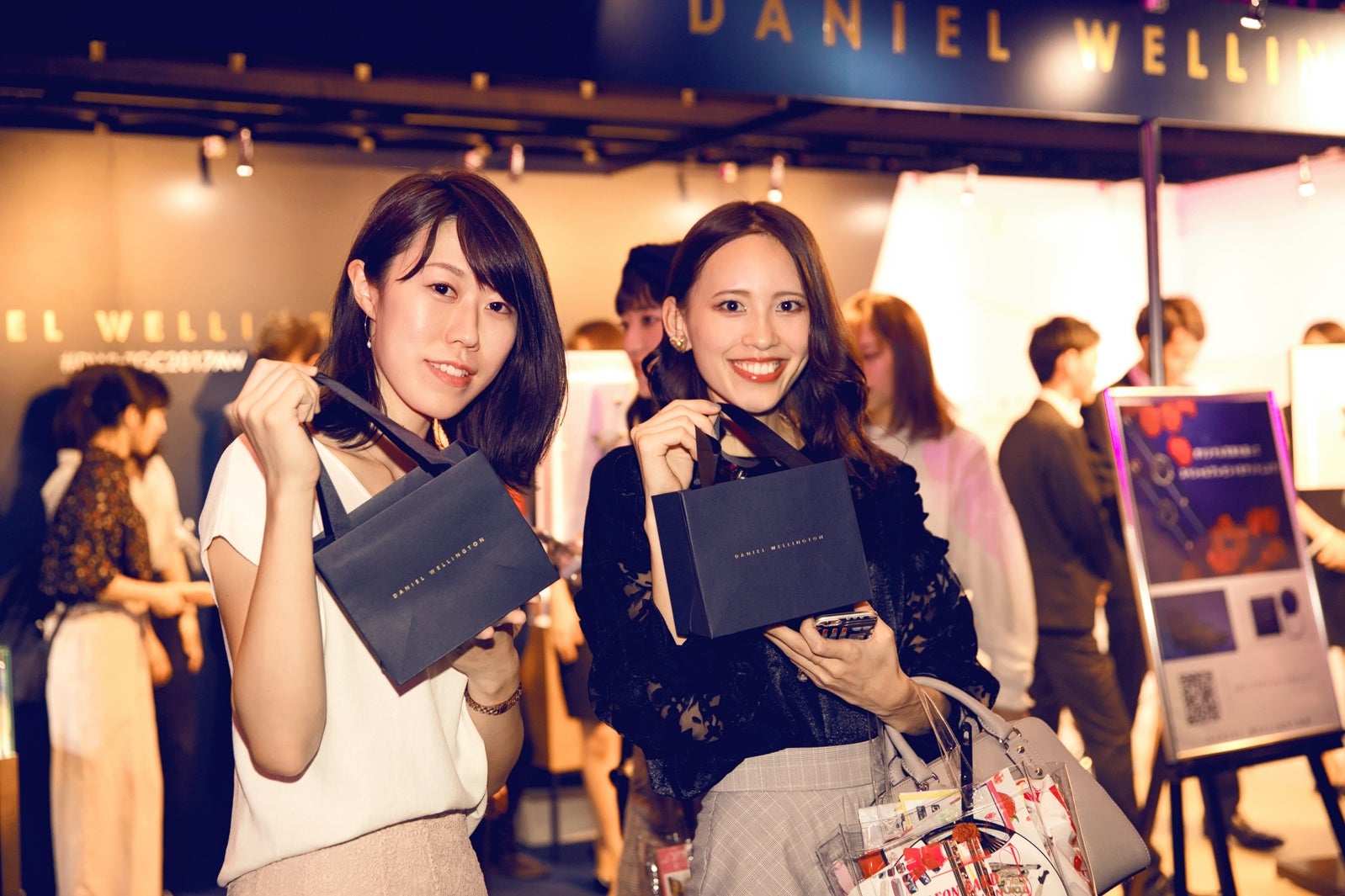 豪華プレゼントに笑顔