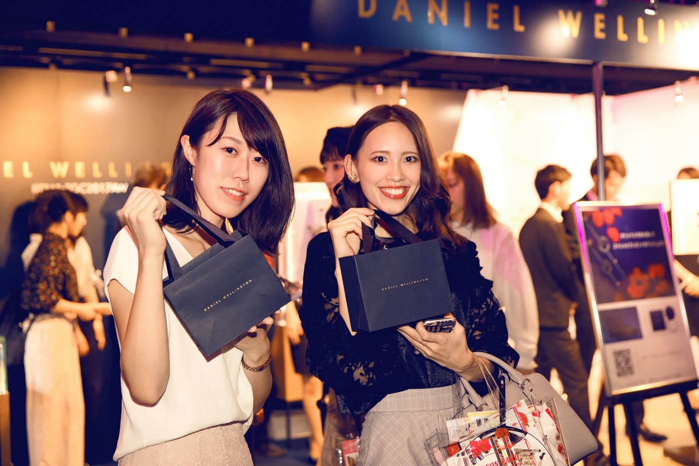 豪華プレゼントに笑顔