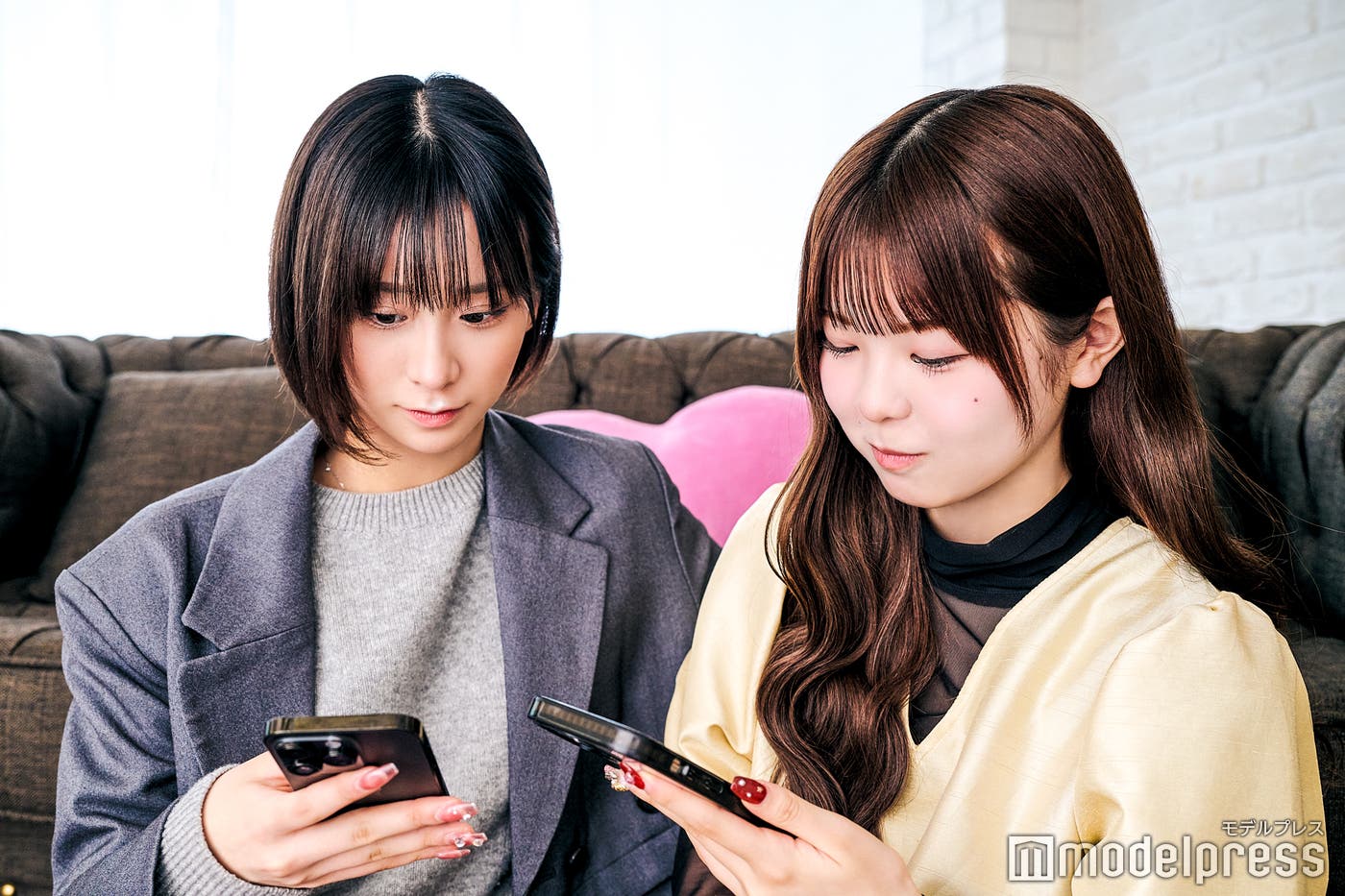 金子みゆ、折田涼夏(C)モデルプレス