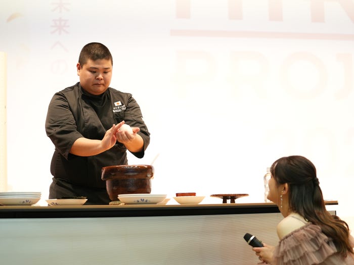 おにぎり太郎、松村沙友理「GOTEMBA MIRAI PROJECT 2024 powered by TGC」(C)GOTEMBA MIRAI PROJECT 2024 powered by TGC