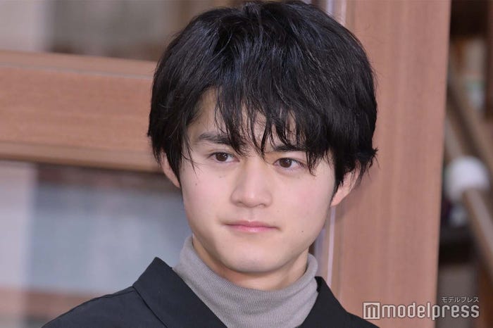 鈴鹿央士(C)モデルプレス