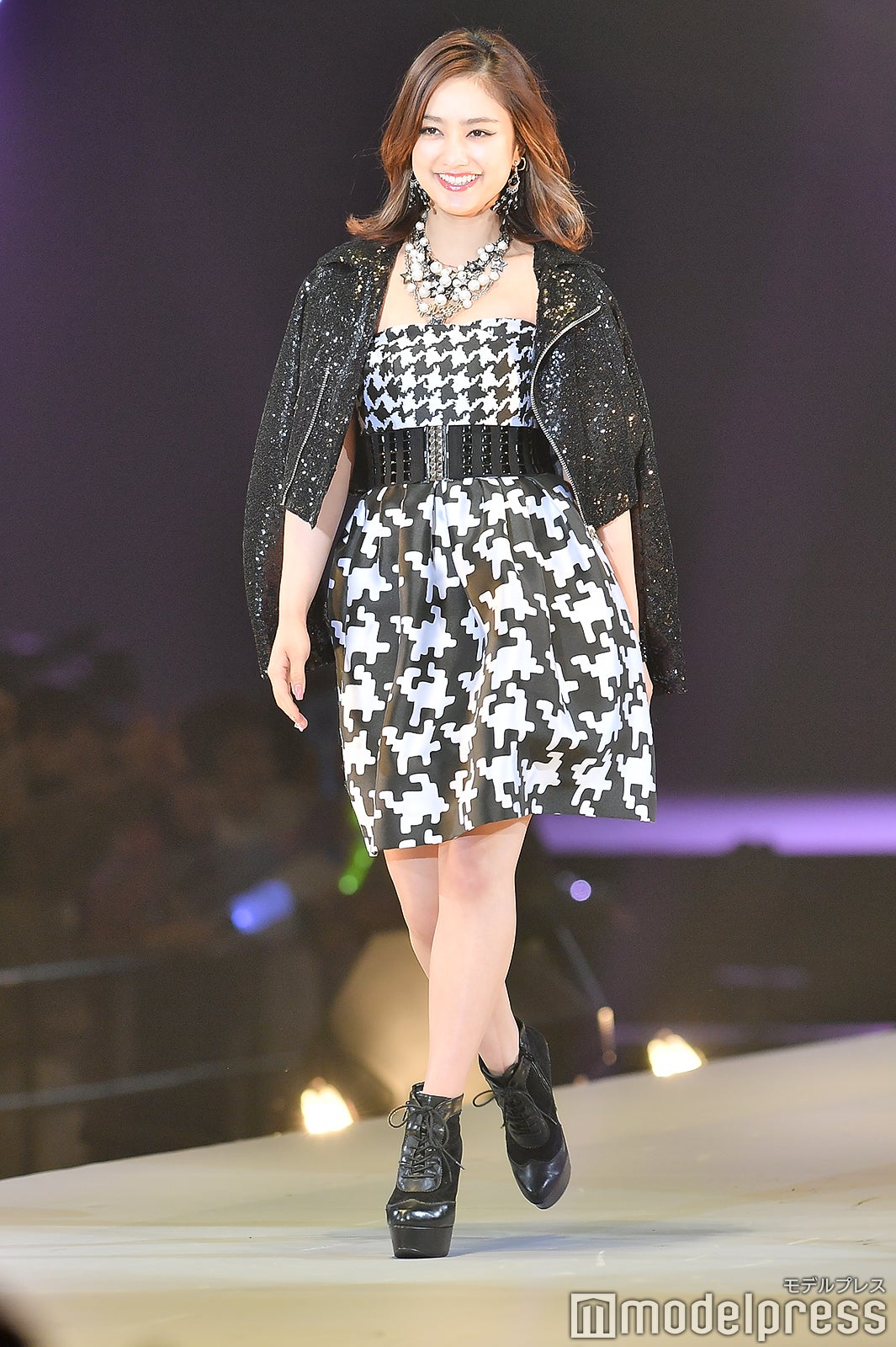 谷まりあ（C）モデルプレス