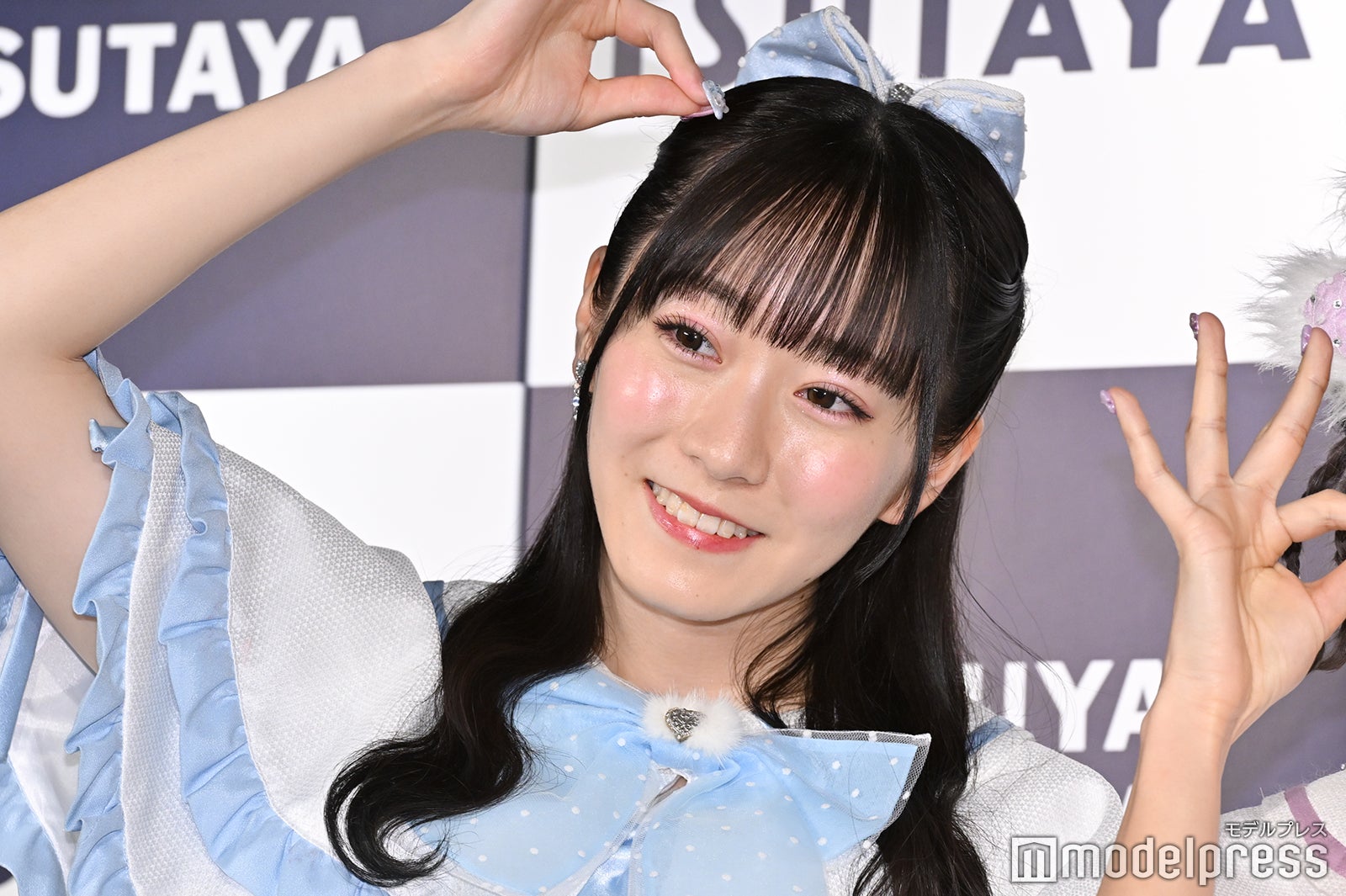 真中まな（C）モデルプレス