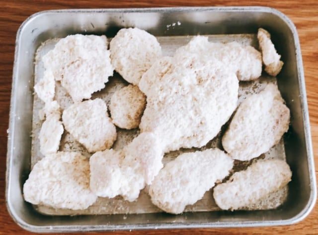 業務スーパー　鶏屋さんの冷凍チキンカツ 大きさ