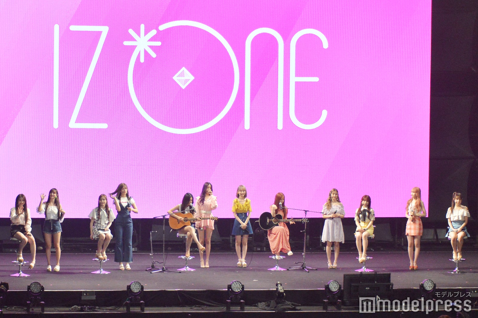 IZ*ONE （C）モデルプレス