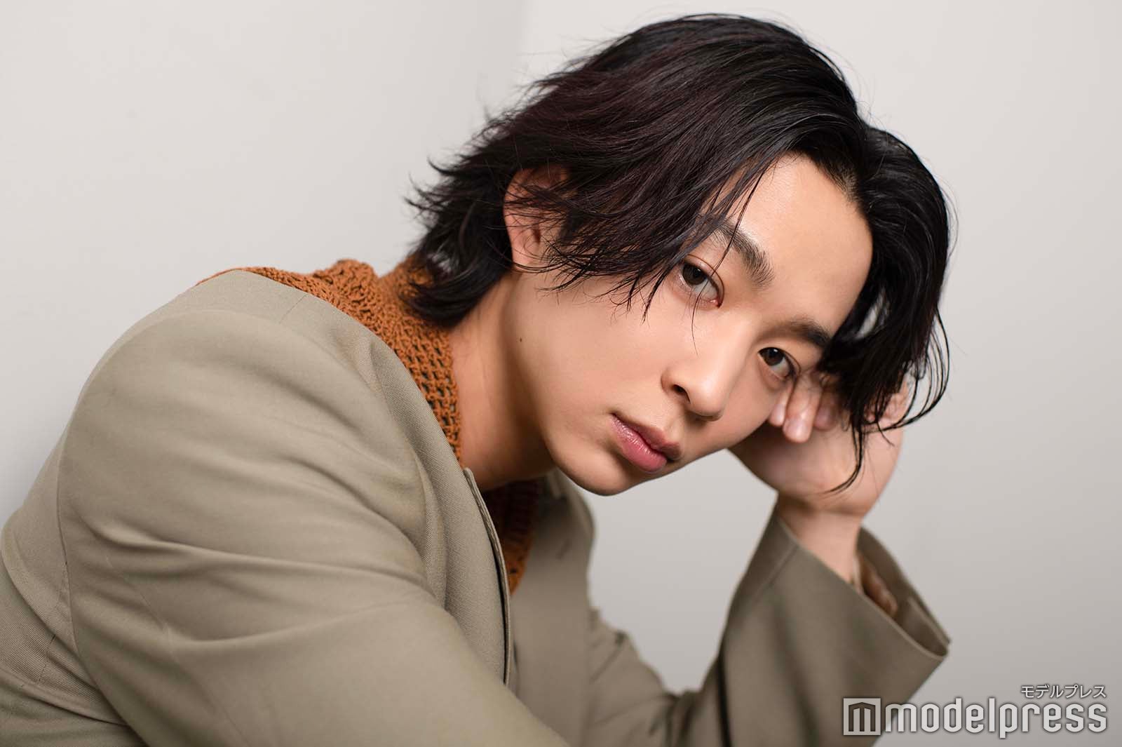 鈴木仁の“運命的な出会い” 何でも打ち明けられる相手とは＜「今夜すきやきだよ」インタビュー後編＞