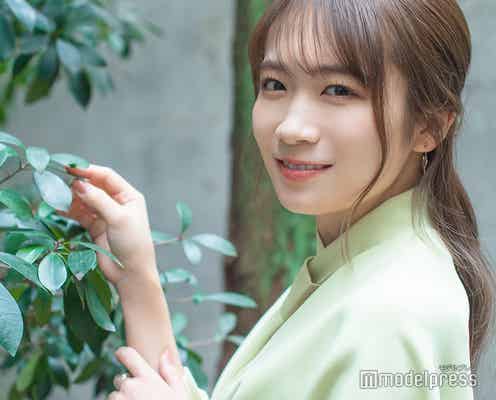 乃木坂46秋元真夏、“憧れ美ボディ”の秘訣は?ランジェリー撮影までの体づくり・過去2作との違いも語る<振り返れば、乃木坂>