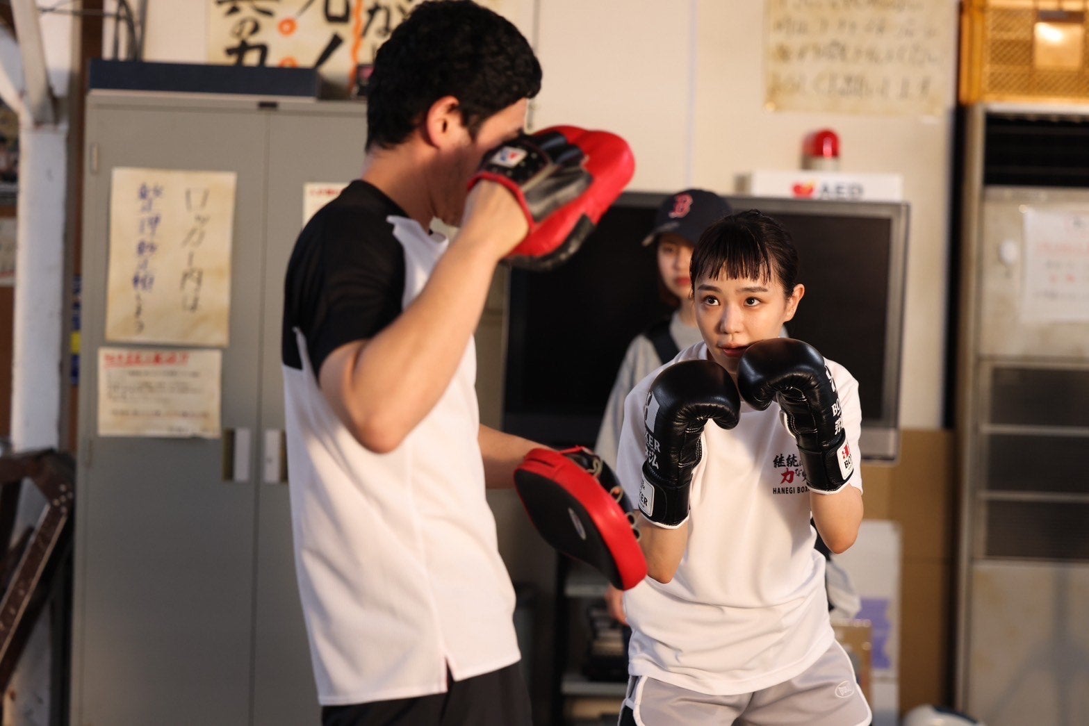 奈緒「あのクズを殴ってやりたいんだ」モデルプレス独占オフショット（C）TBS