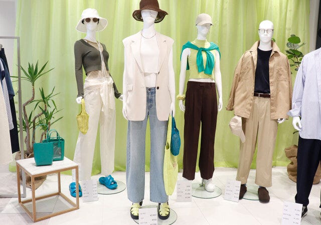 GU　ワイドパンツ　展示会