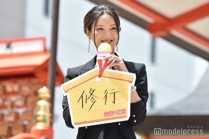 菜々緒(C)モデルプレス