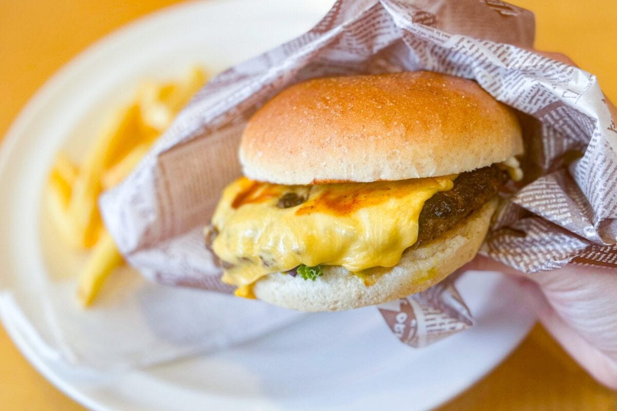 ガスト「ガストスマッシュバーガーポテトフライ付き」