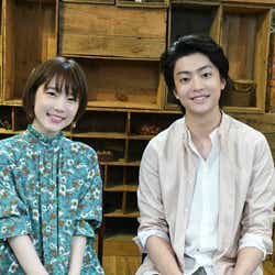 モデルプレス - 健太郎、情報番組MC初挑戦 内田真礼が素顔明かす「実はイジられキャラ」