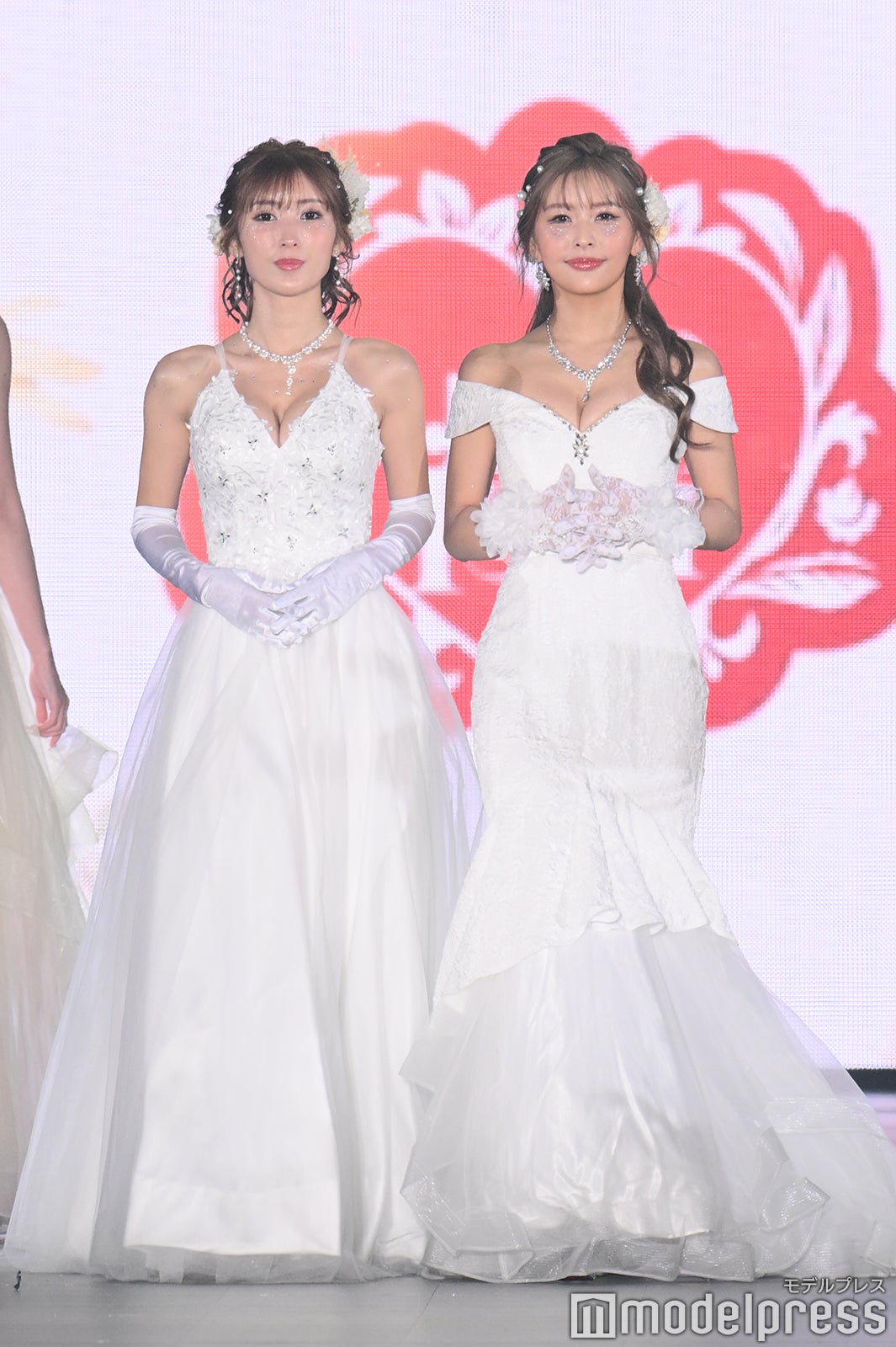 愛沢りん、椿かぐら「関コレ 2023 S／S」より（C）モデルプレス