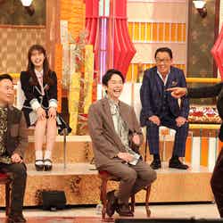 （下段左から）山内健司、濱家隆一、明石家さんま（上段左から）渋谷凪咲、梅沢富美男（C）フジテレビ