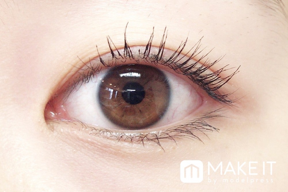 オペラ／マイラッシュアドバンスト／01 漆黒 使用（C）モデルプレス