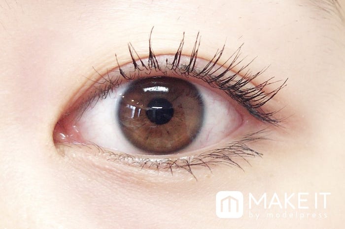 オペラ/マイラッシュアドバンスト/01 漆黒 使用(C)モデルプレス