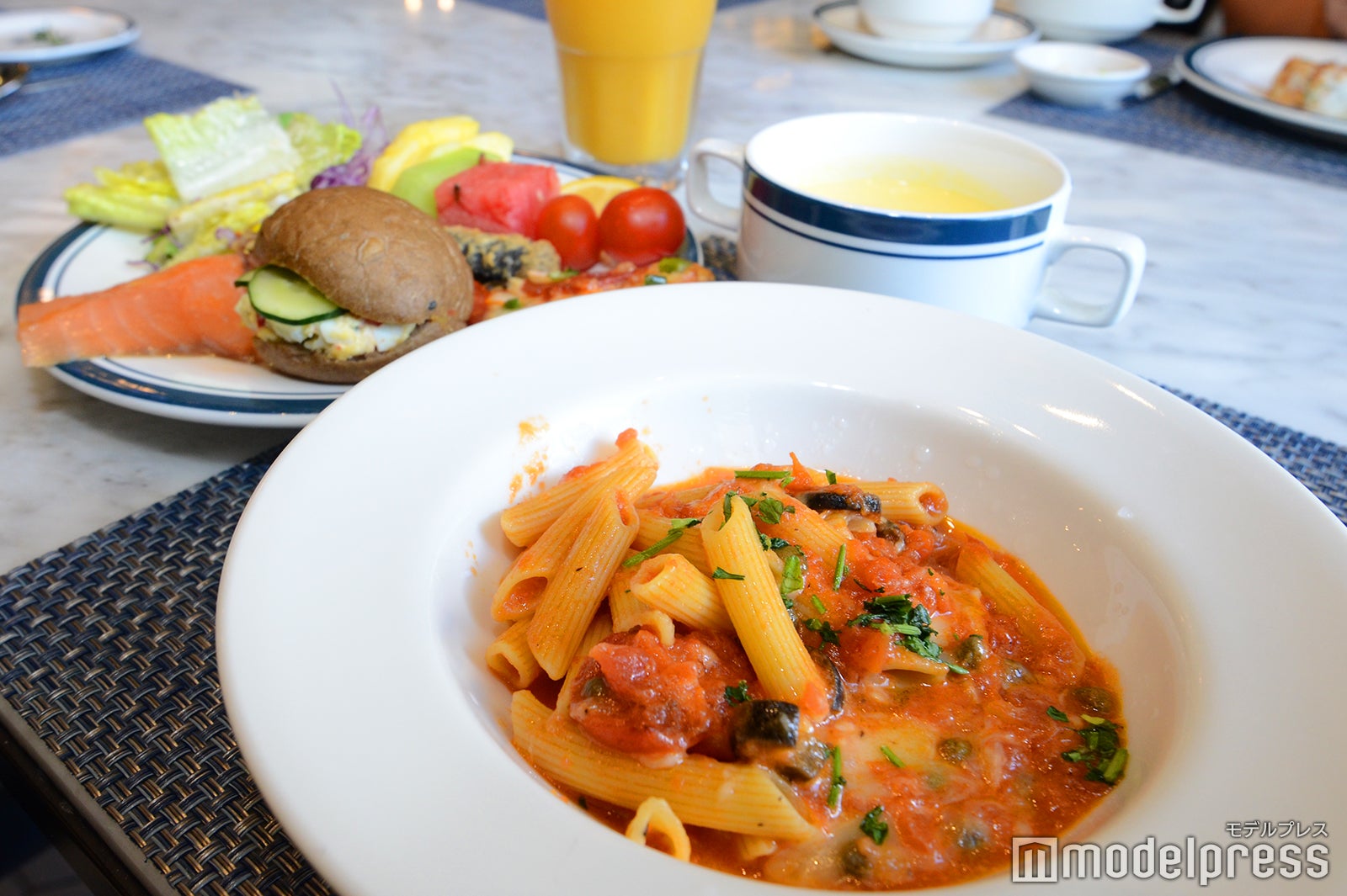 ロリア（C）モデルプレス