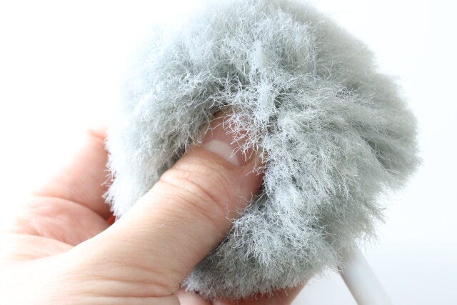 ダイソーのわしゃわしゃな折りたためるボトルクリーナー（繊維タイプ）