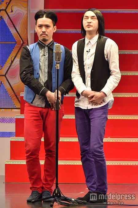 変顔キモキャラで話題 ピスタチオ なんの 白目漫才が炸裂 黄色い歓声響き渡る モデルプレス