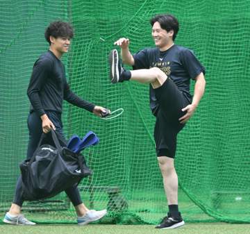 阪神・伏見寅威が「腰部のコンディショニング不良」 21日に高橋の開幕9連勝アシストも翌22日に抹消