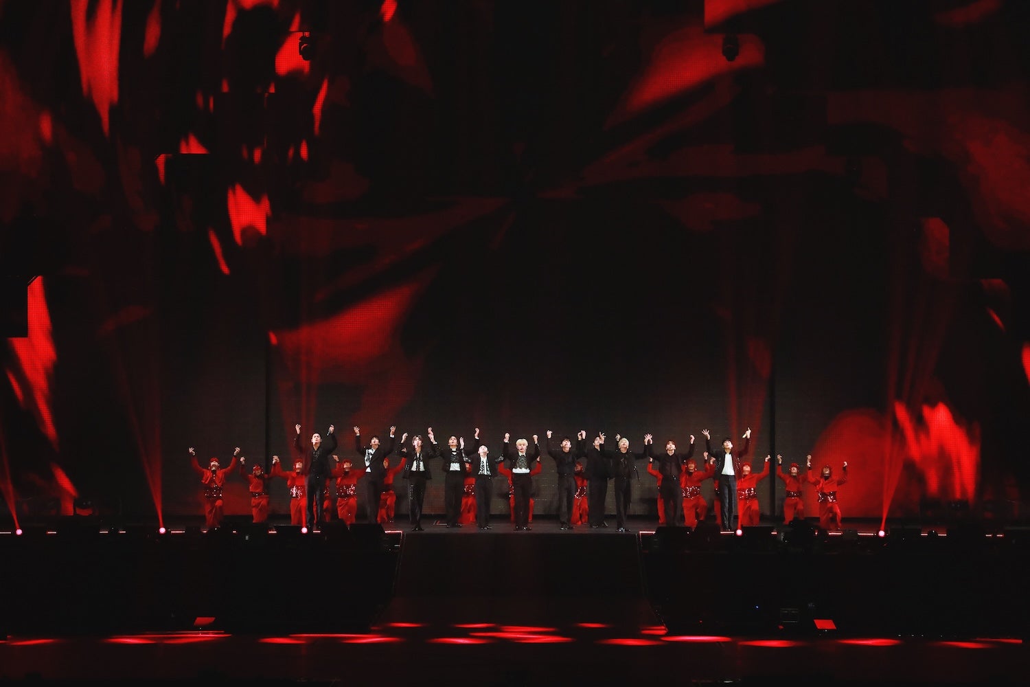 SEVENTEEN（P）＆（C）PLEDIS Entertainment