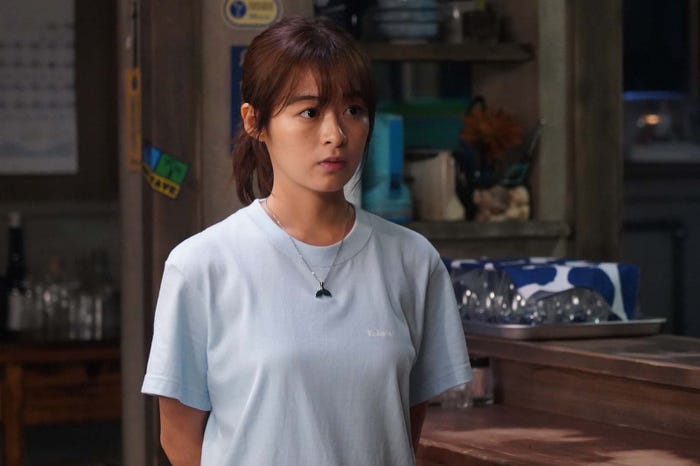 森七菜「真夏のシンデレラ」第10話より(C)フジテレビ