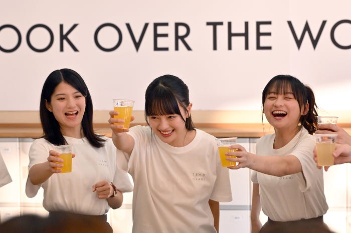 蒔田彩珠、上坂樹里、影山優佳「御上先生」第4話(C)TBS