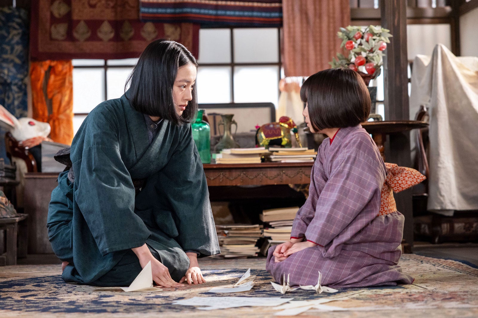 上坂樹里、英茉「風、薫る」第57話（C）NHK