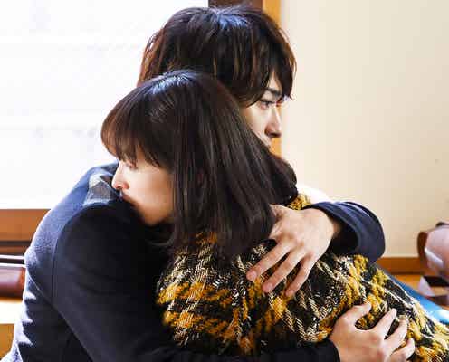 横浜流星、清野菜名を抱きしめる キュンキュン仕草にドキリ「シロクロ」第3話場面カット公開