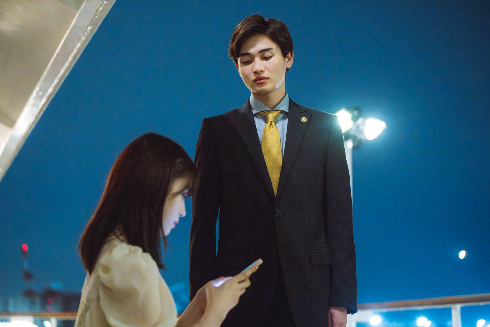 高橋ひかる、西垣匠「顔に泥を塗る」第2話より（C）テレビ朝日