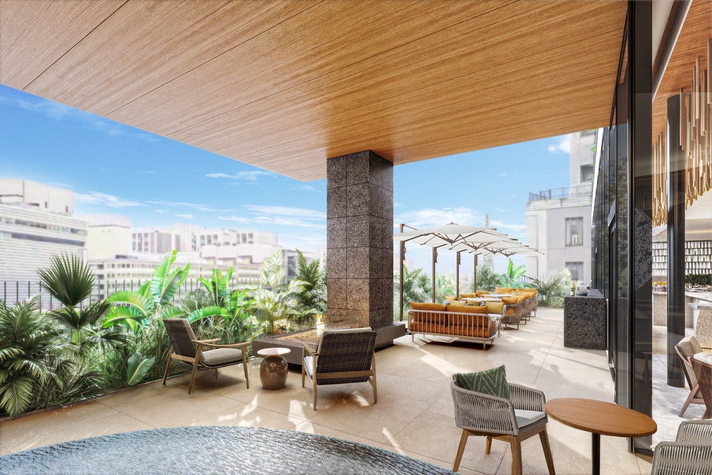 5階メインダイニング「TFT」内テラス／画像提供：日本セレモニー