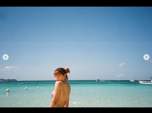 E-girls須田アンナ、ビキニで美ボディあらわ「SEXY＆キュート」「憧れる」とファン絶賛