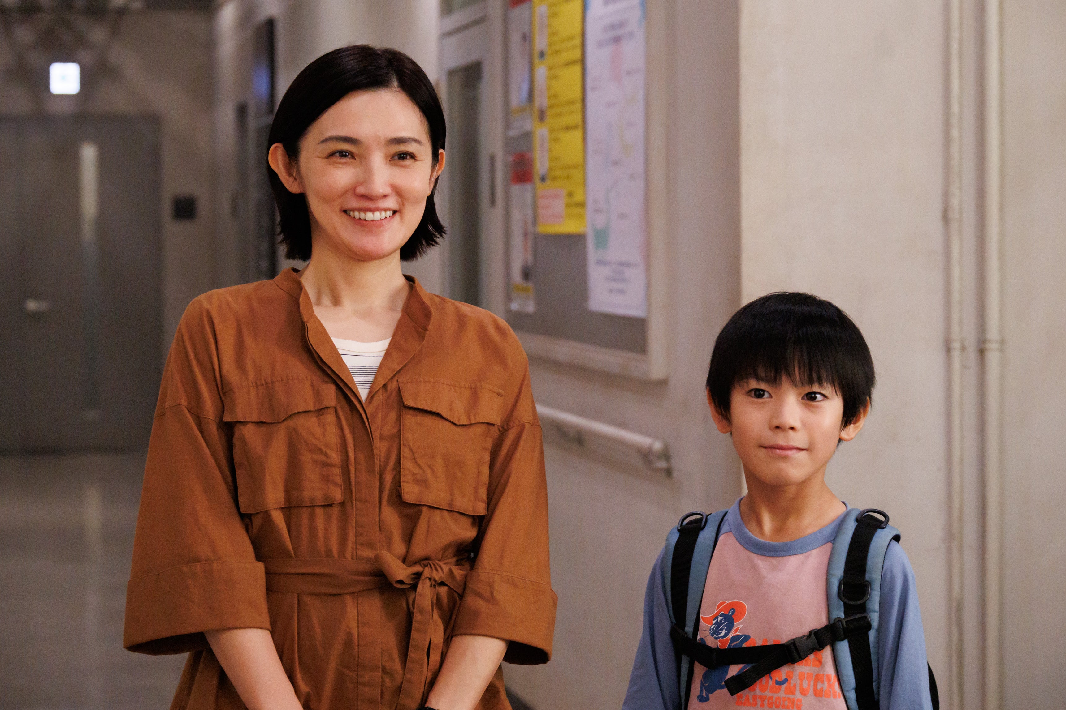 星野真里、白髭善「GO HOME～警視庁身元不明人相談室～」第9話より（C）日本テレビ