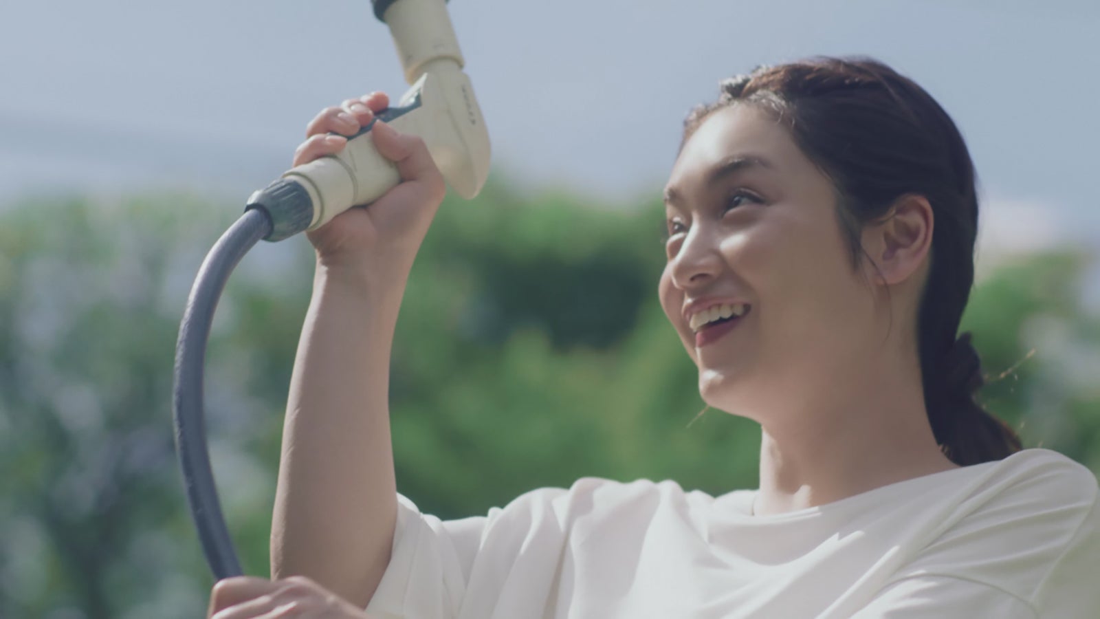 平愛梨／新TVCM『マスク悩み篇』より（提供写真）