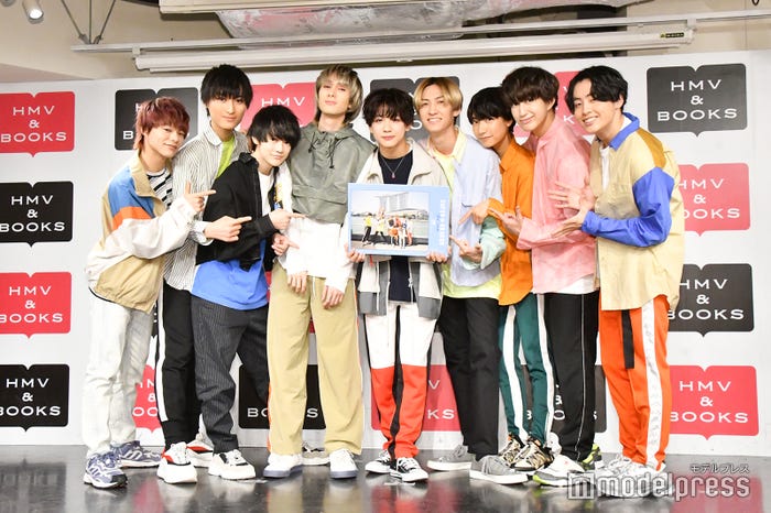 SUPER★DRAGON/(左から)志村玲於、飯島颯、伊藤壮吾、ジャン海渡、田中洸希、古川毅、柴崎楽、池田彪馬、松村和哉(C)モデルプレス