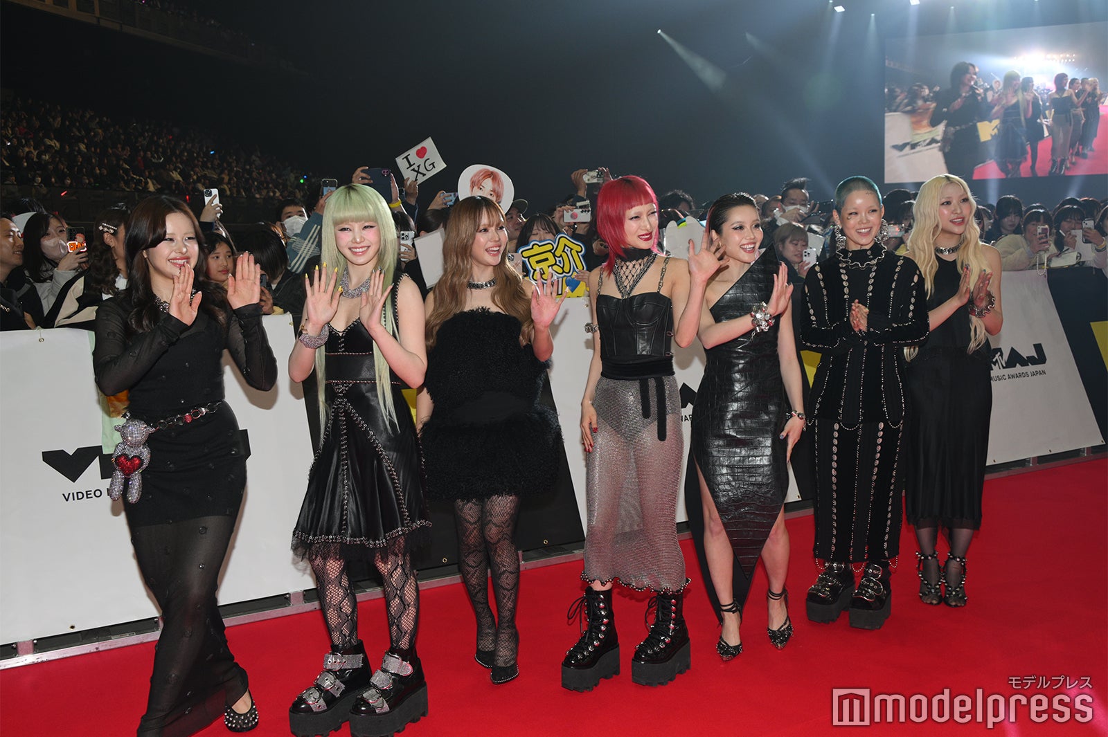 XG／
HARVEY、HINATA、JURIA、JURIN、CHISA、COCONA、MAYA（C）モデルプレス