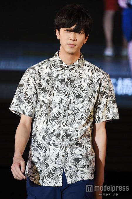 高橋義明/「a‐nation&GirlsAward lsland collection by non‐no」より