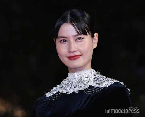橋本愛、クラシカルなドレスで微笑み 「東京国際映画祭」2年連続アンバサダー<第35回東京国際映画祭>