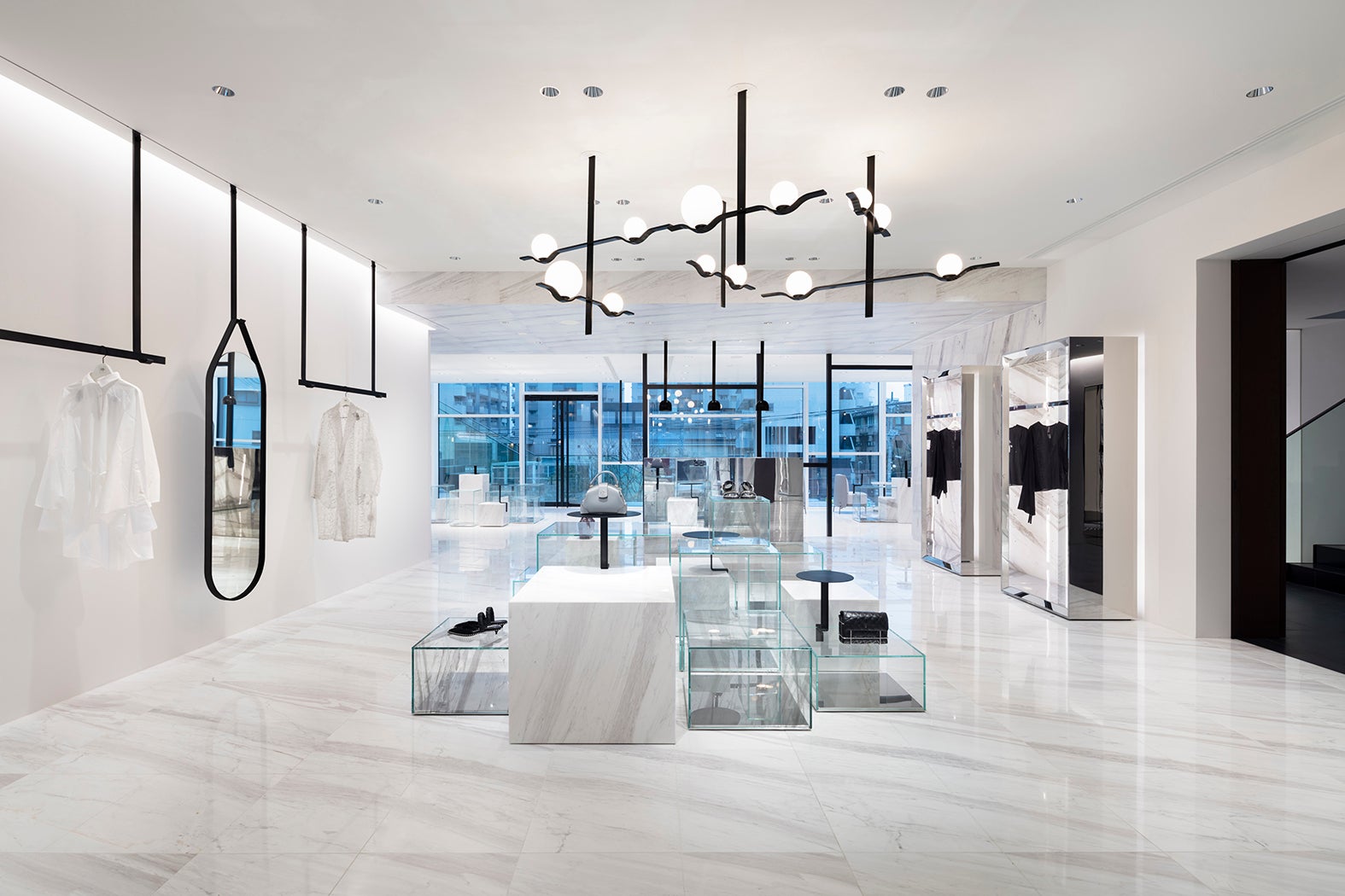 マーケット／photo Takumi Ota