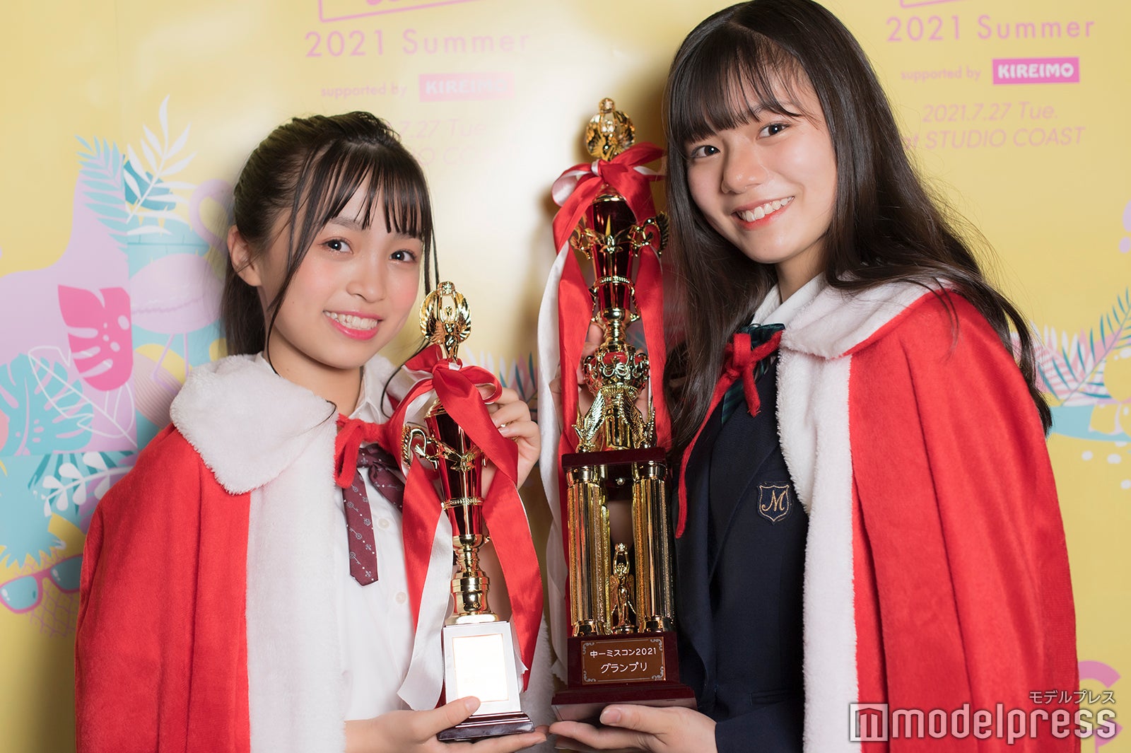 「中一ミスコン2021」準グランプリ・Hinanoさん、グランプリ・くれあさん（C）モデルプレス