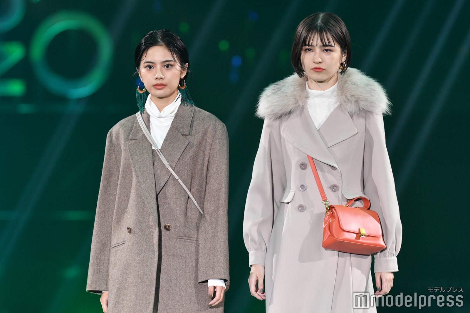 安斉星来、アリアナさくら（C）モデルプレス