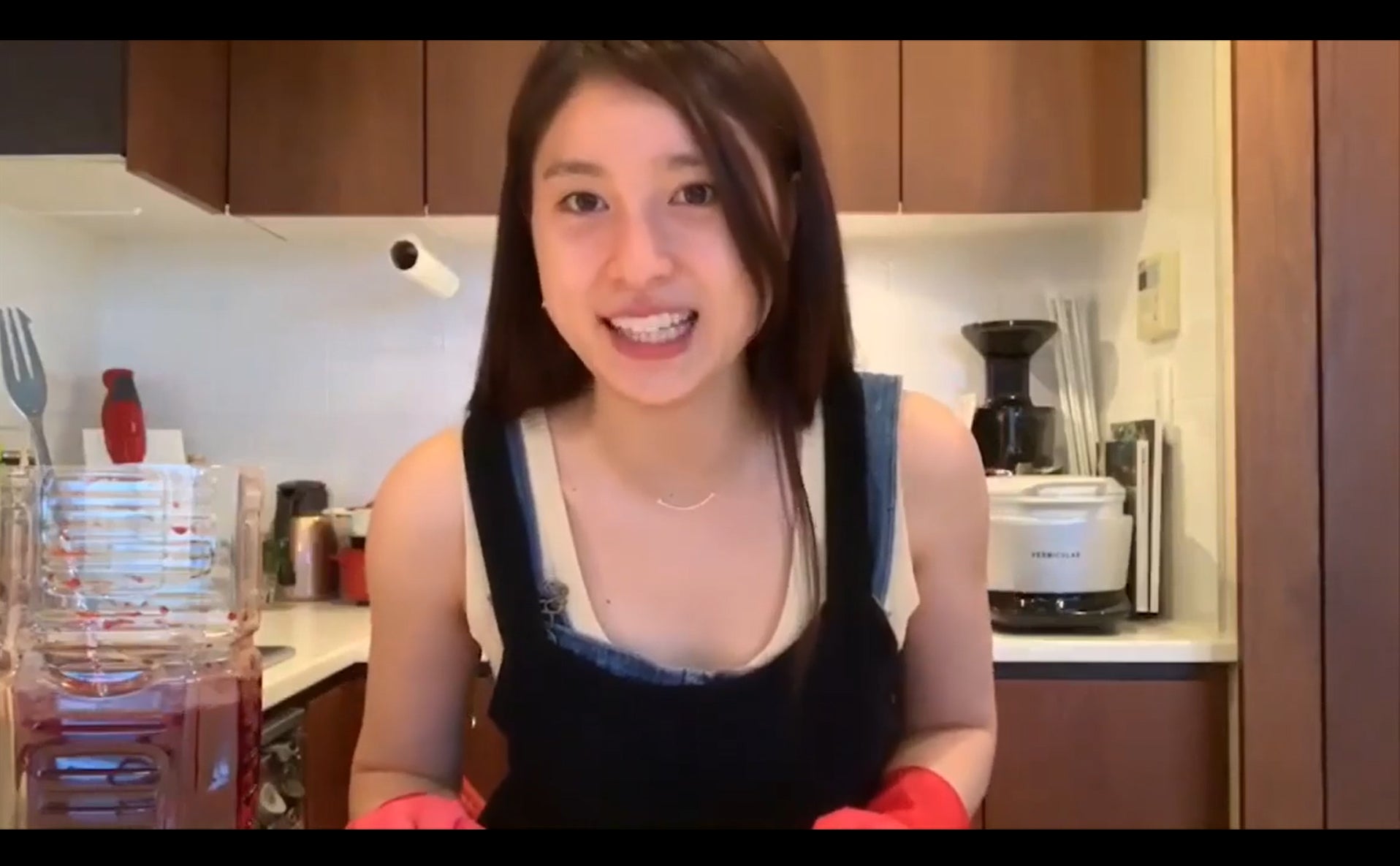 土屋太鳳、投稿途中にお風呂も　手作り動画に癒やされるファン続出「可愛すぎる」