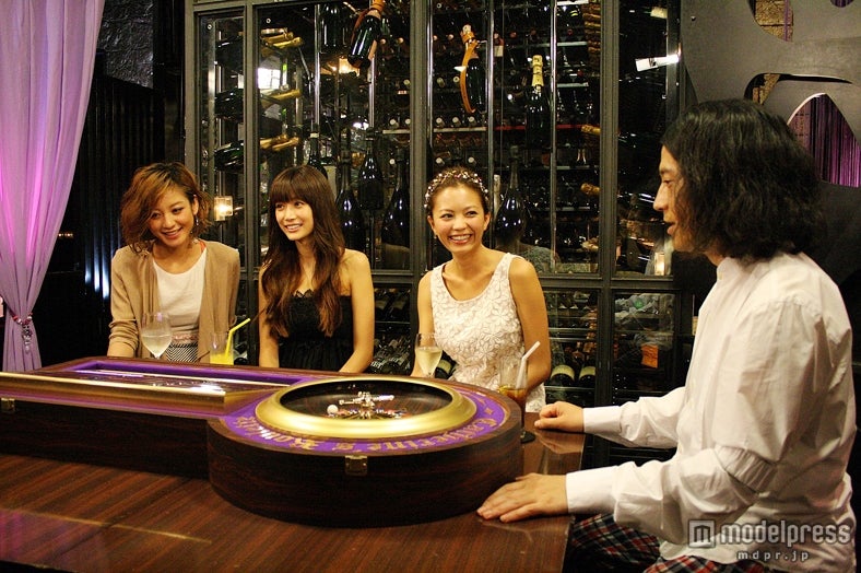 西山茉希、ヨンア、矢野未希子、又吉直樹／画像提供：関西テレビ