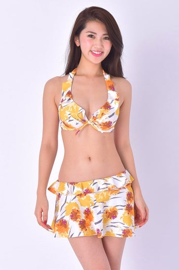 ゼブラフラワー柄スカート付ホルターワイヤービキニ3点セット「JILL STUART」16,000円（税抜）／画像提供：バケスタオンラインショップ
