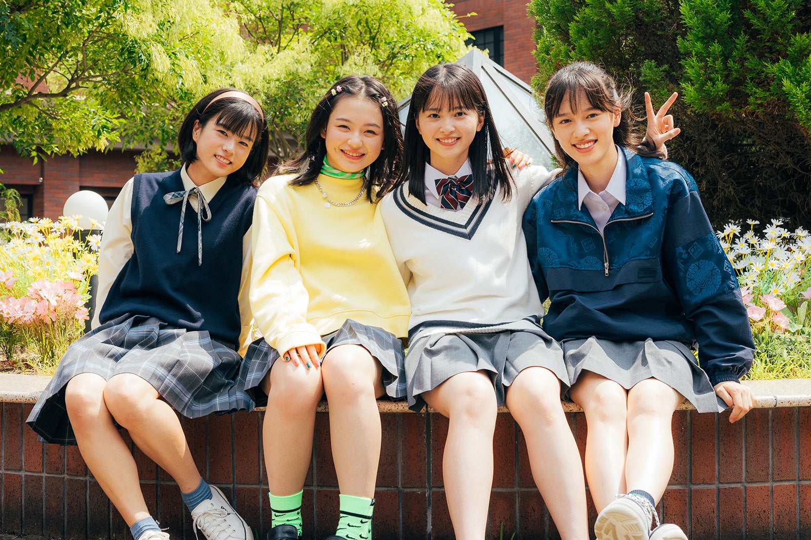 三浦涼菜、武山瑠香、飯沼愛、赤穂華 （C）加藤春日