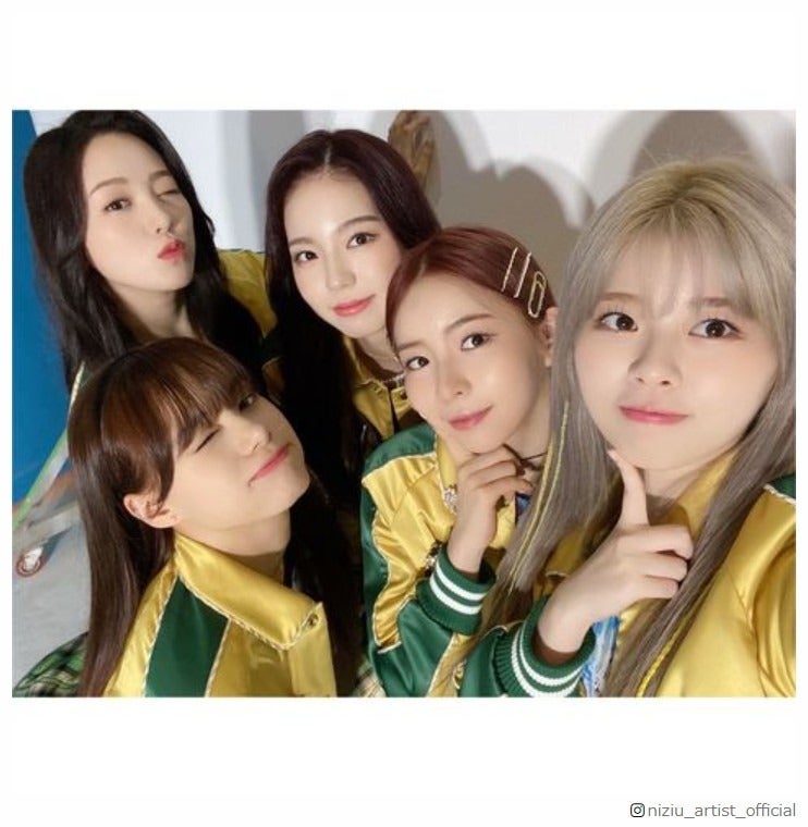 NiziUリオ「Chopstick」オフショット大量公開にファン歓喜「待ってました」「眼福」の声