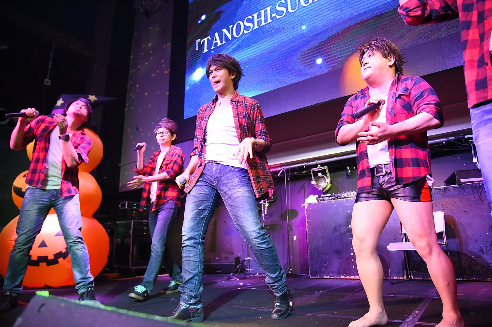 （C）Tokyo Street Collection／撮影協力：千株式会社