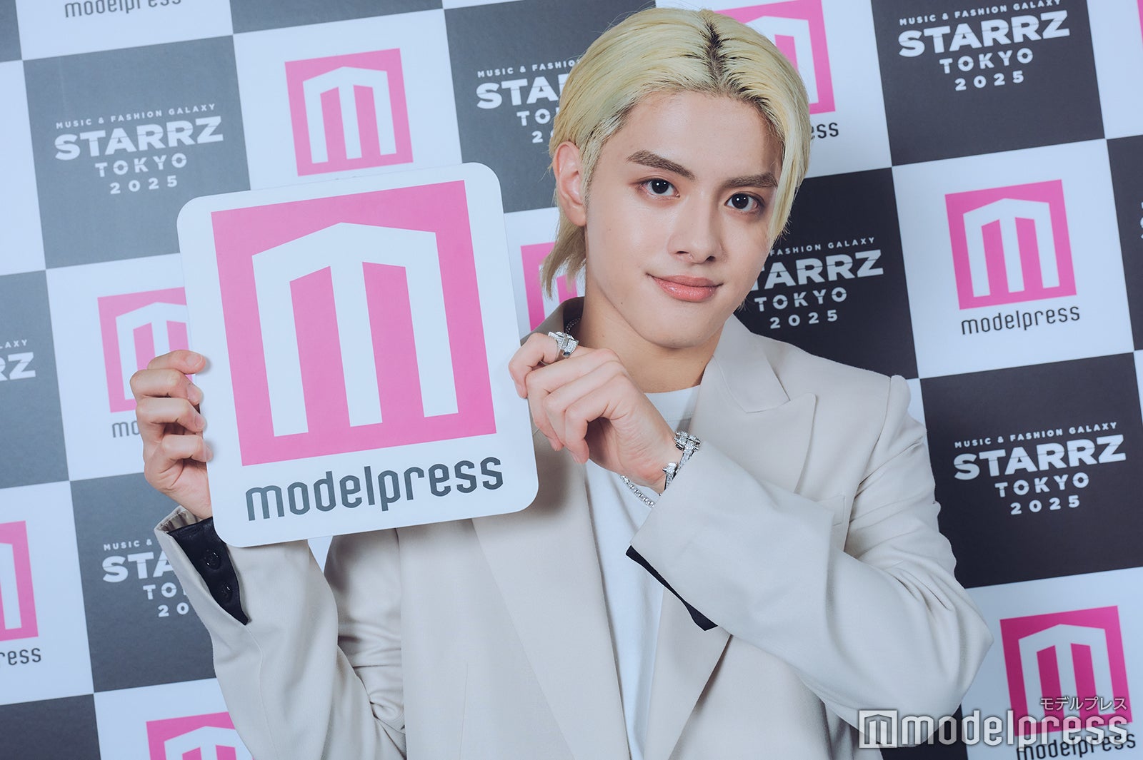 ISSEI（C）モデルプレス