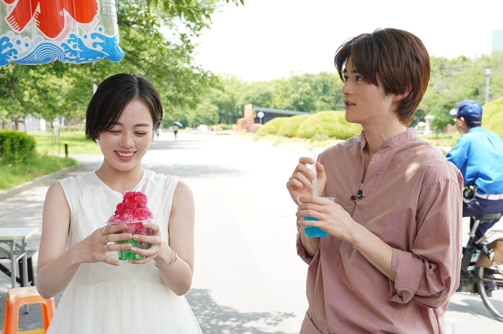 伊原六花、鈴鹿央士（C）カンテレ