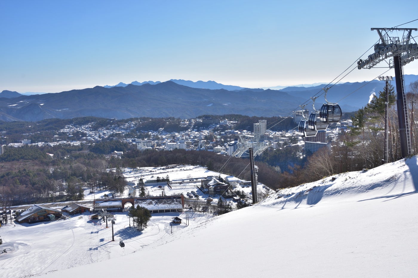 草津温泉スキー場／（一社）草津温泉観光協会